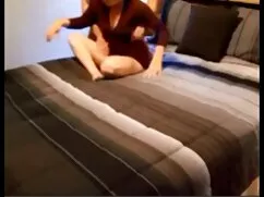 Una cortesana con za ...