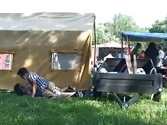 Follando a la niñera ...
