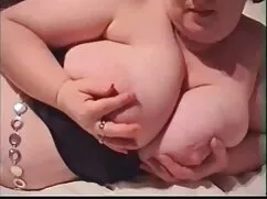 Aria Carson se lavó  ...